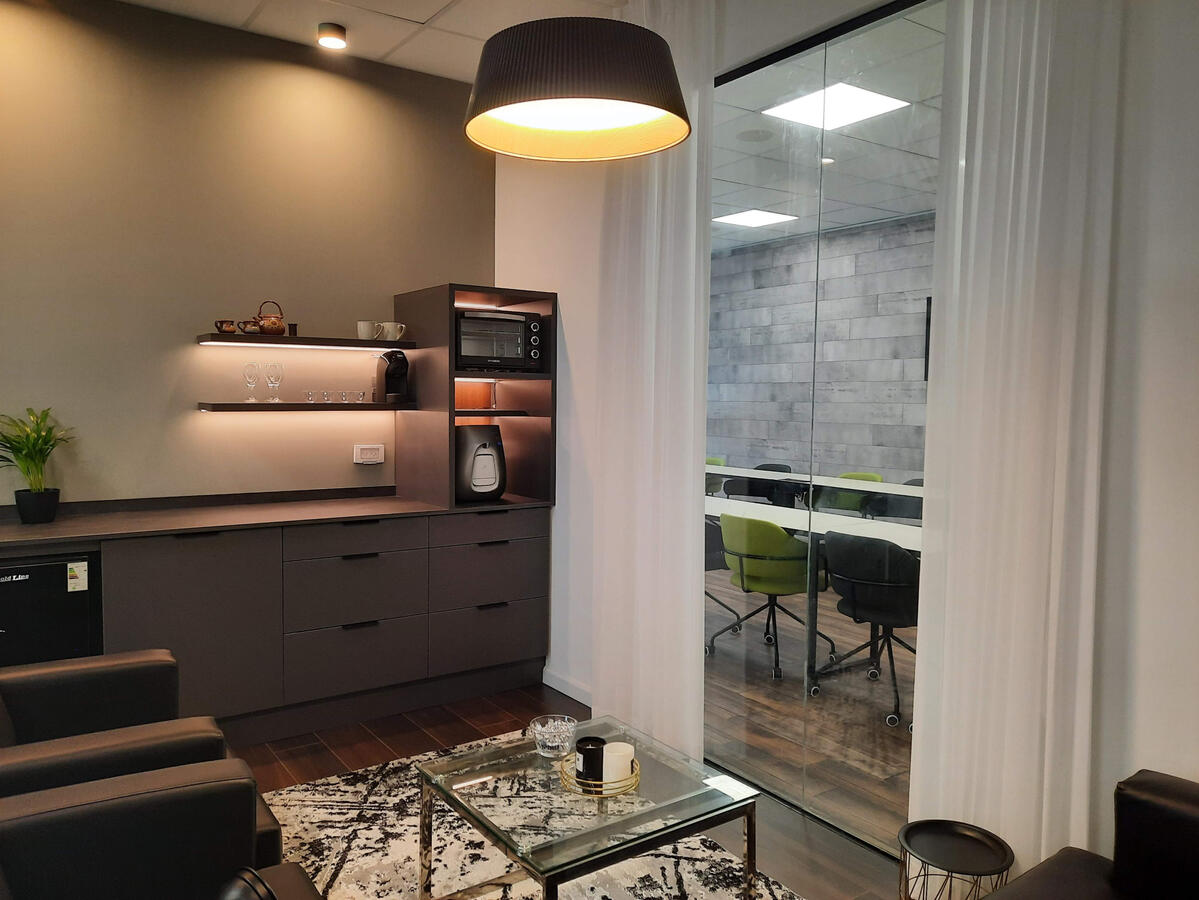 עיצוב של אינב חזי סיני